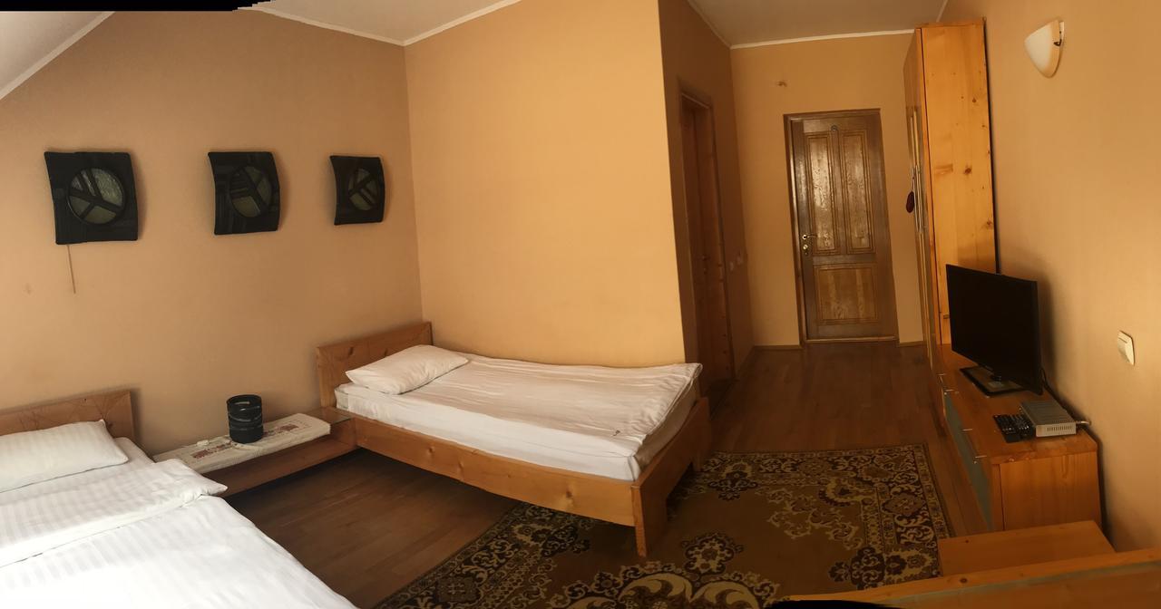 Complex Vivcharyk Hotel Skole Ngoại thất bức ảnh
